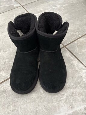 Girls UGG Boots Size 3